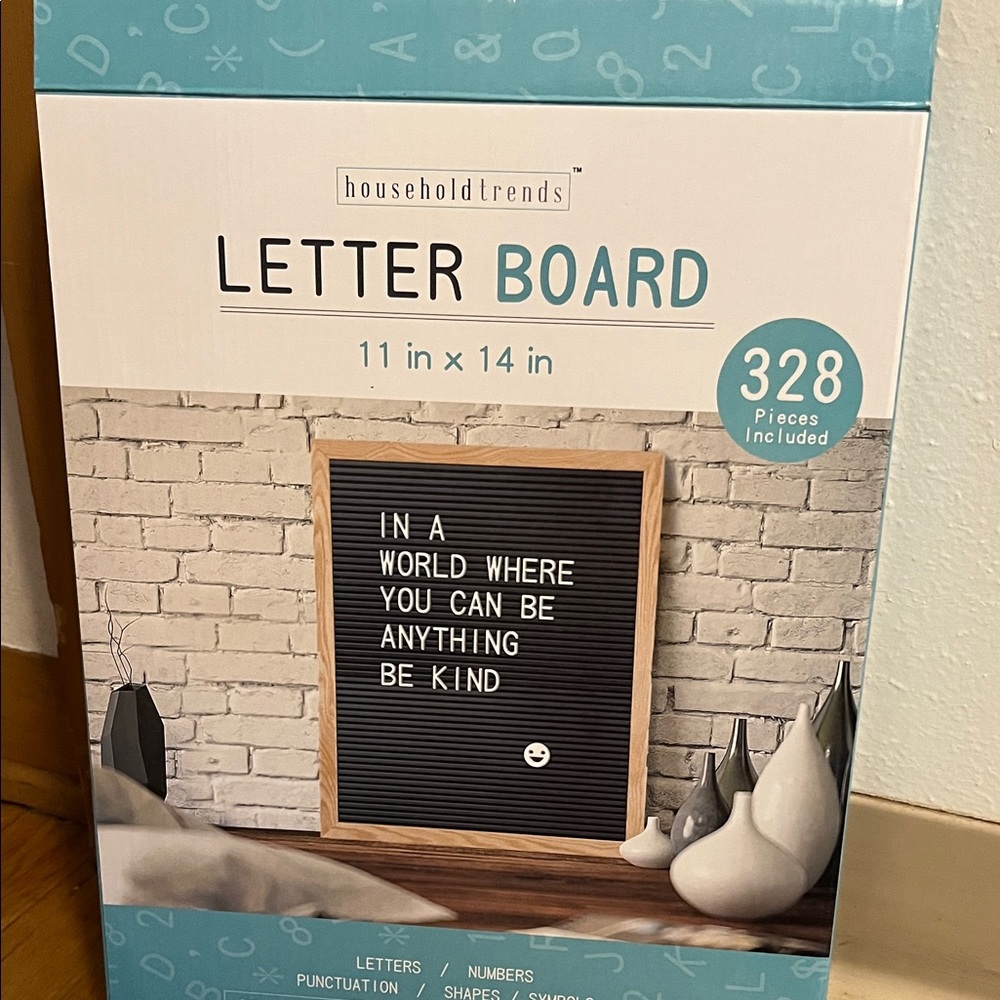 Household Trends Letter Board with 328 Pieces plus extras